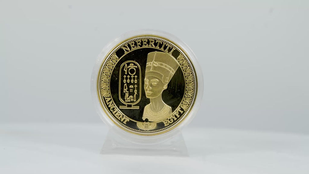 Queen Nefertiti & Pyramid Design Ancient Egypt Commemorative Coin