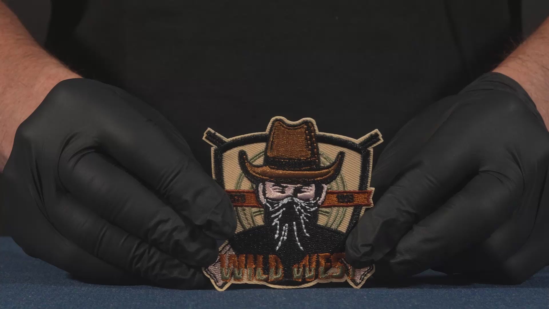 Wild West Armed Bandit Patch Iron On (7 x 7cm)