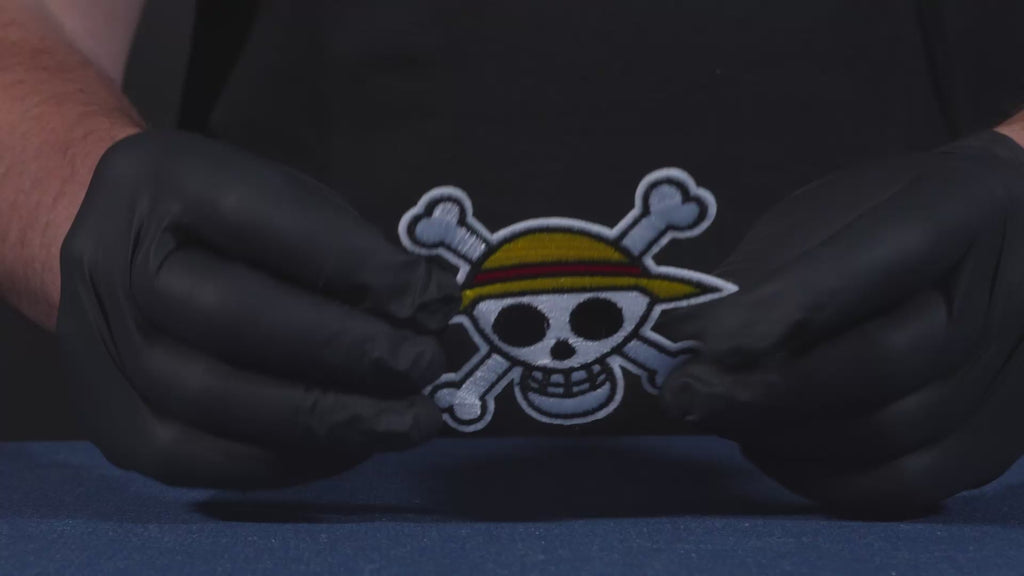 Parche termoadhesivo de calavera pirata y tibias cruzadas (7x 7cm)