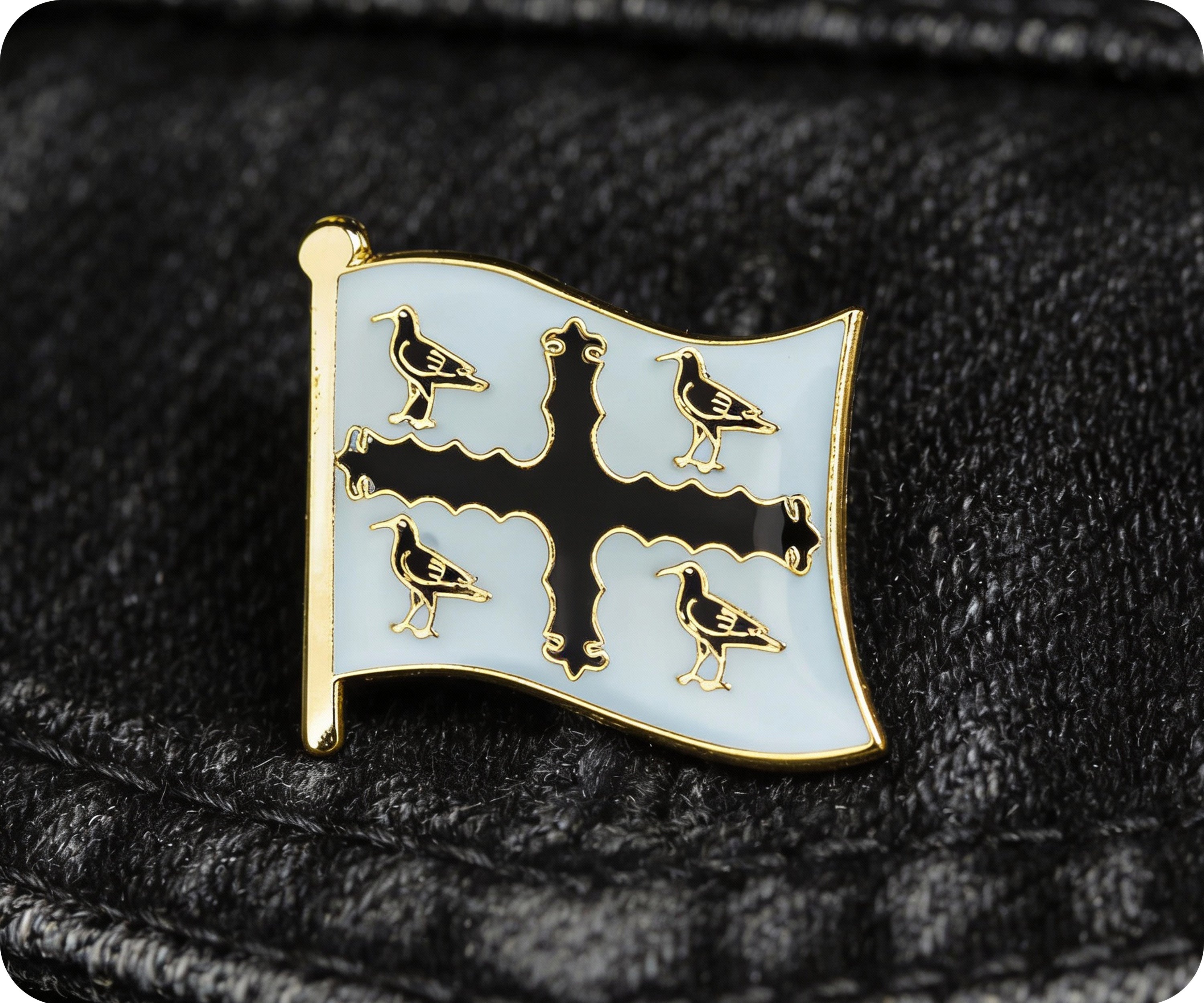 Flintshire English County Flag Pin Badge