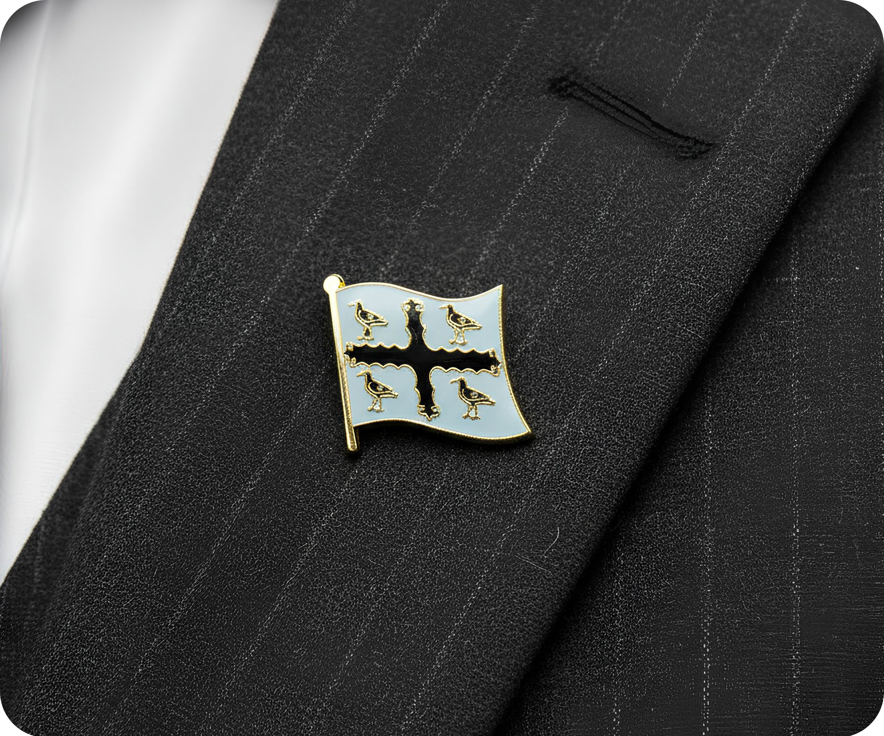Flintshire English County Flag Pin Badge
