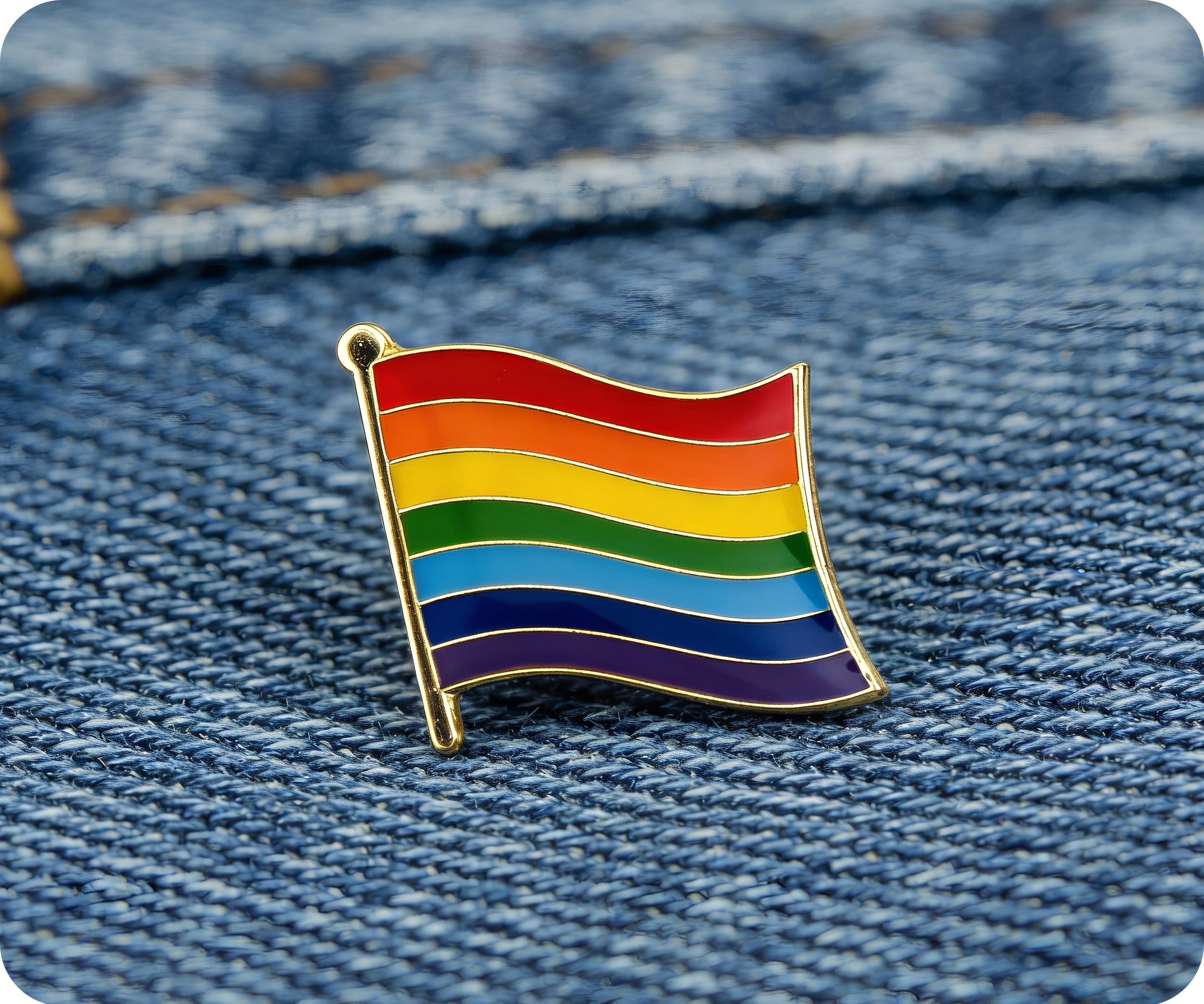 Pin con la bandera del arcoíris