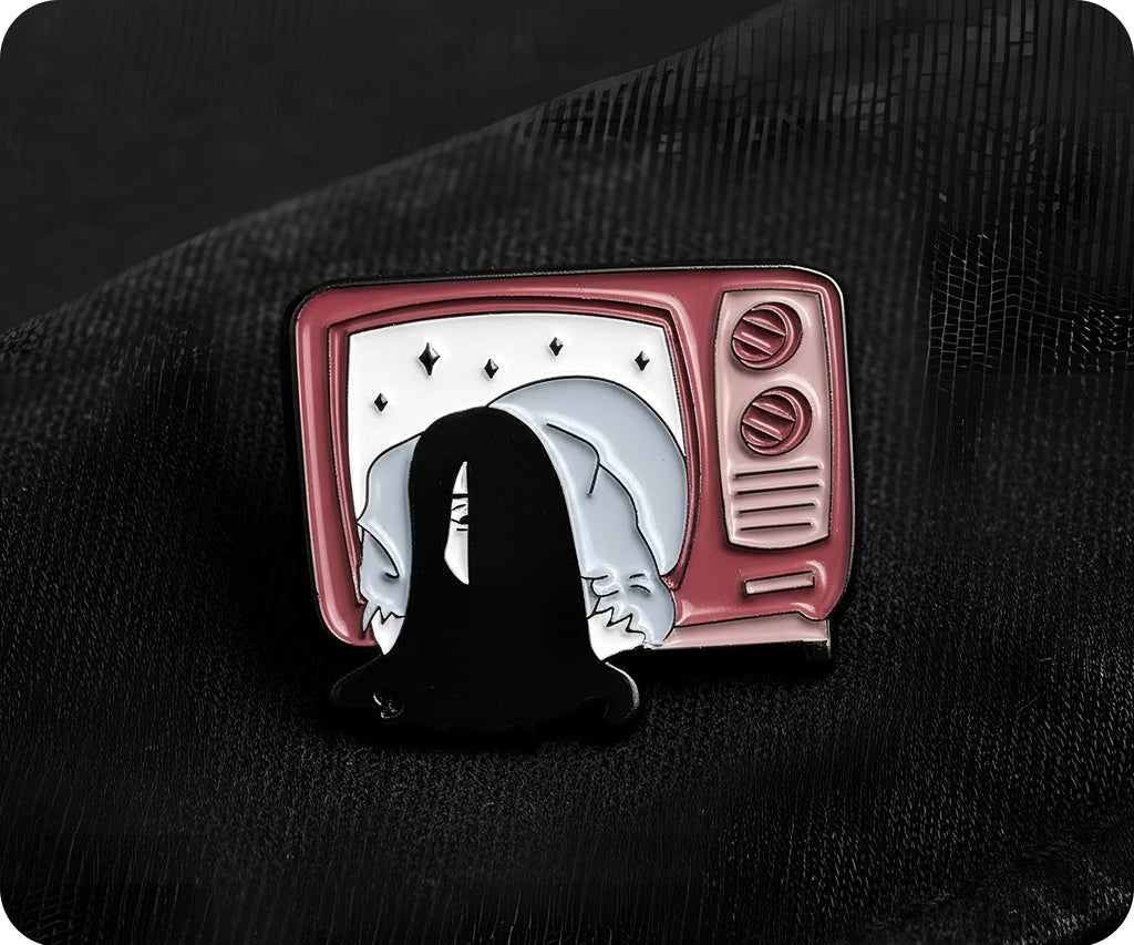 Ring Horror Television Pin Badge