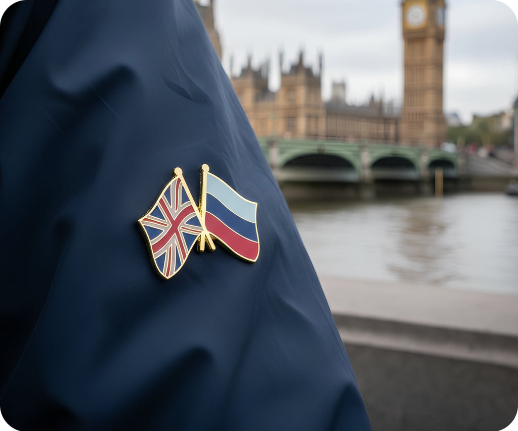 United Kingdom UK & Russia Friendship Pin Badge