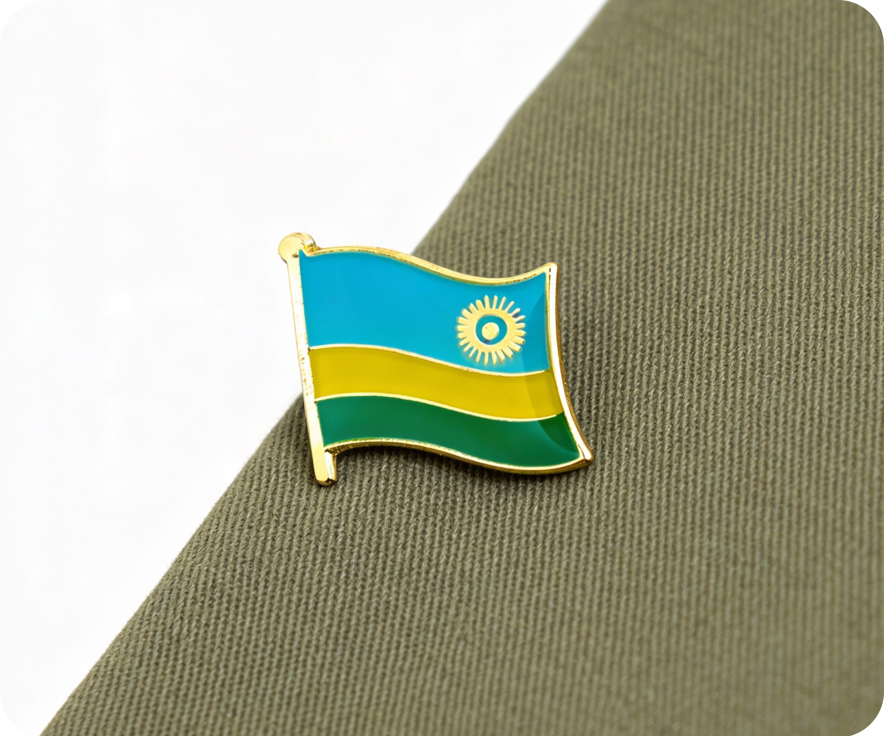 Pin con la bandera de Ruanda Imagen secundaria del producto