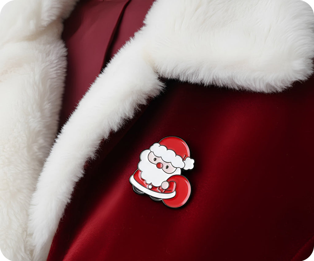 Santa Clause Christmas Xmas Pin Badge