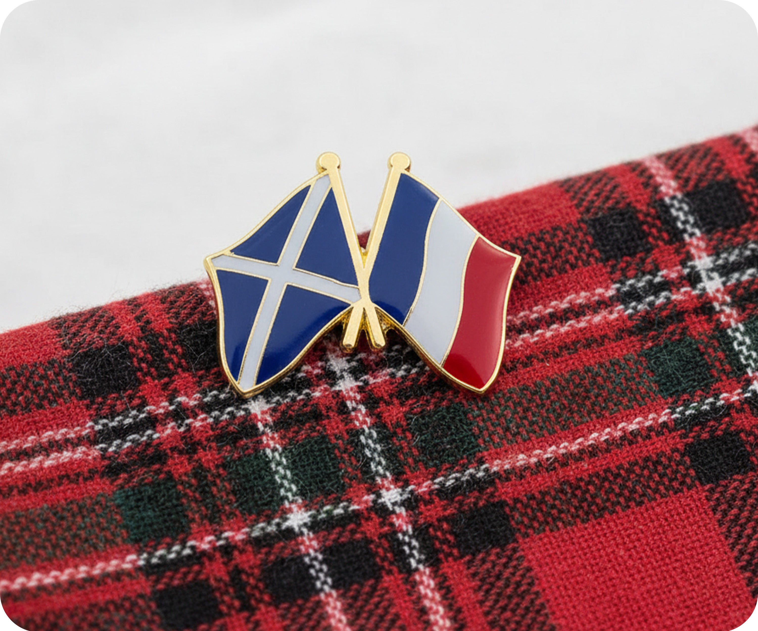 Scotland & France Friendship Pin Badge