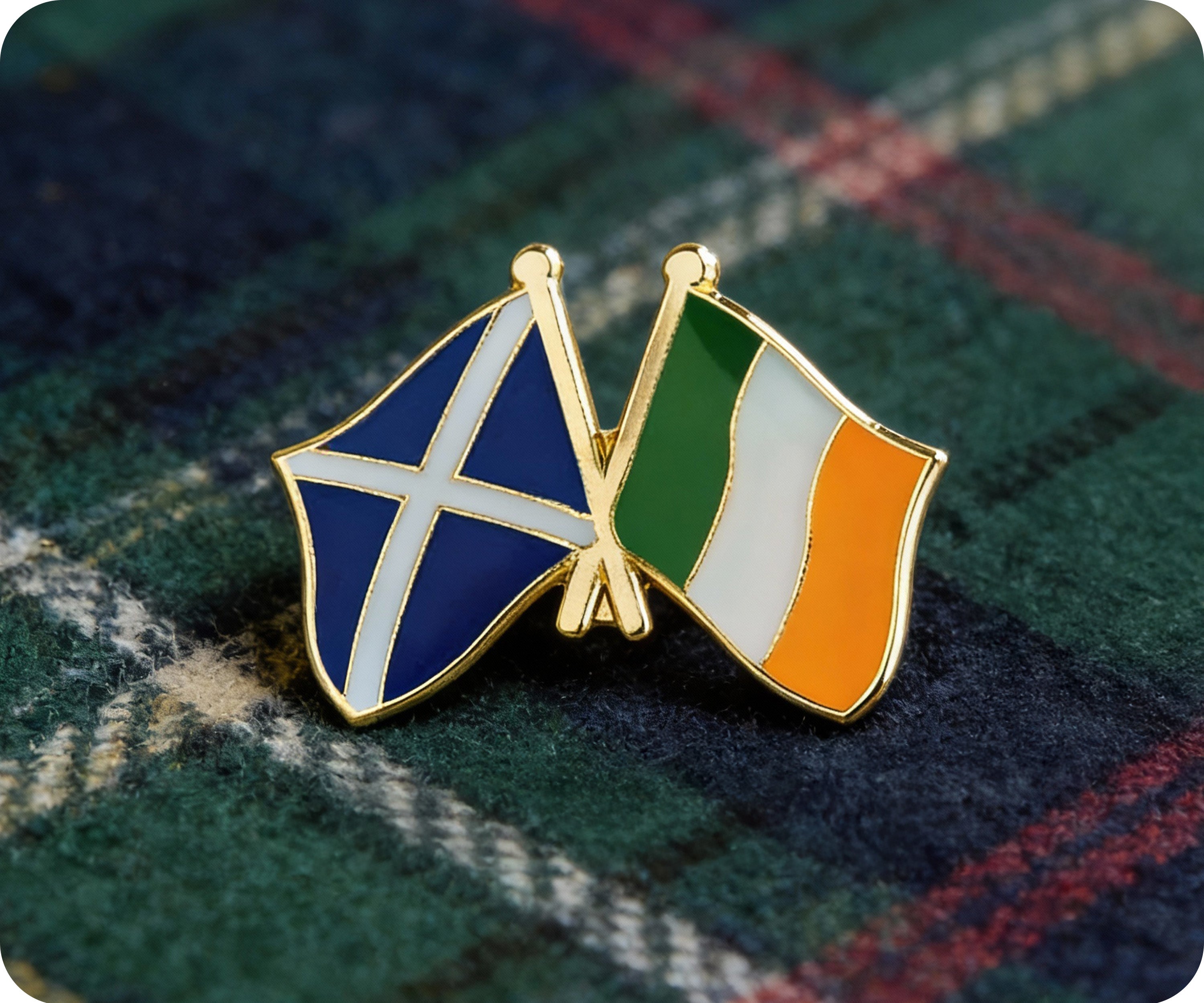 Scotland & Ireland Freindship Pin Badge