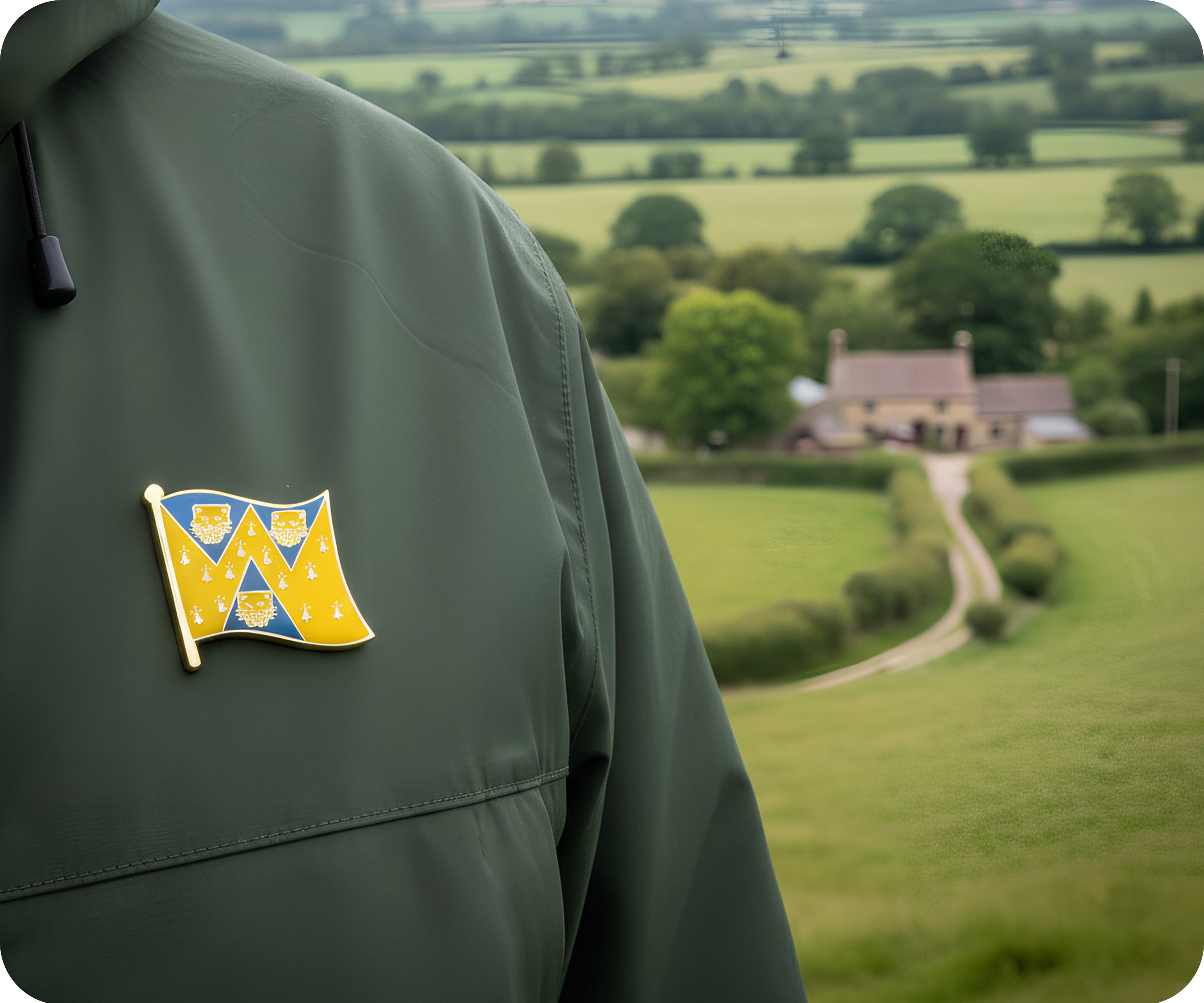 Pin con el escudo del Condado de Shropshire Imagen secundaria del producto