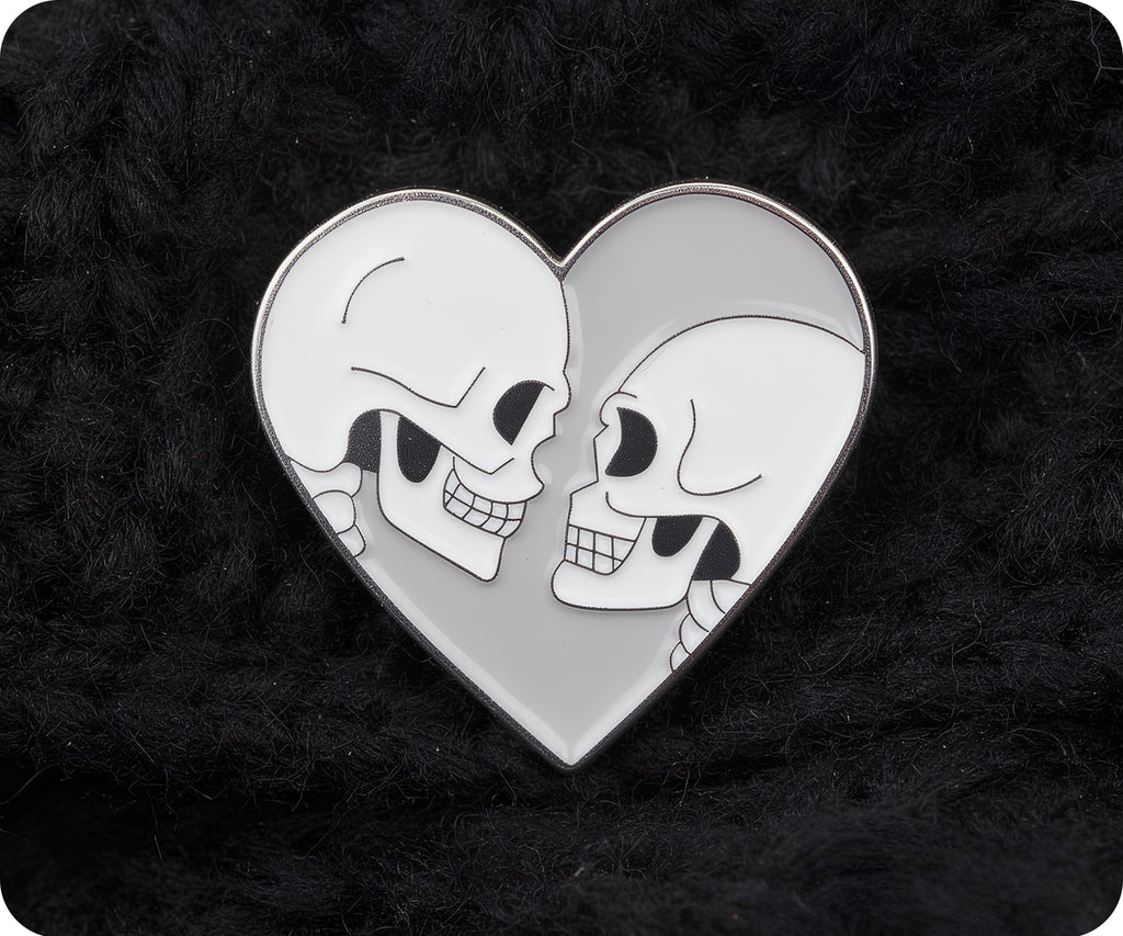 Love Heart Skull Couple Pin Badge
