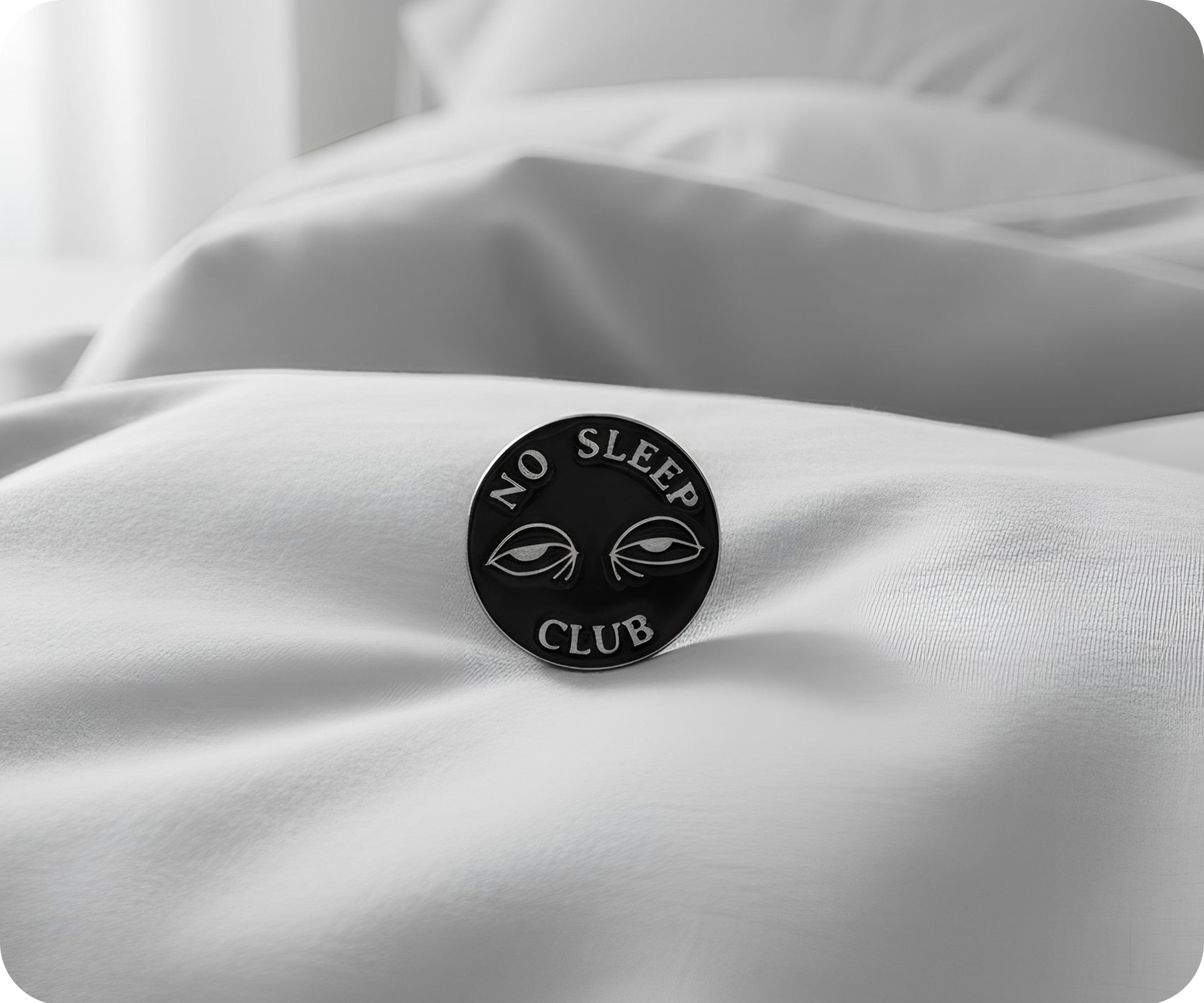Insignia del Club Sin Dormir Imagen secundaria del producto