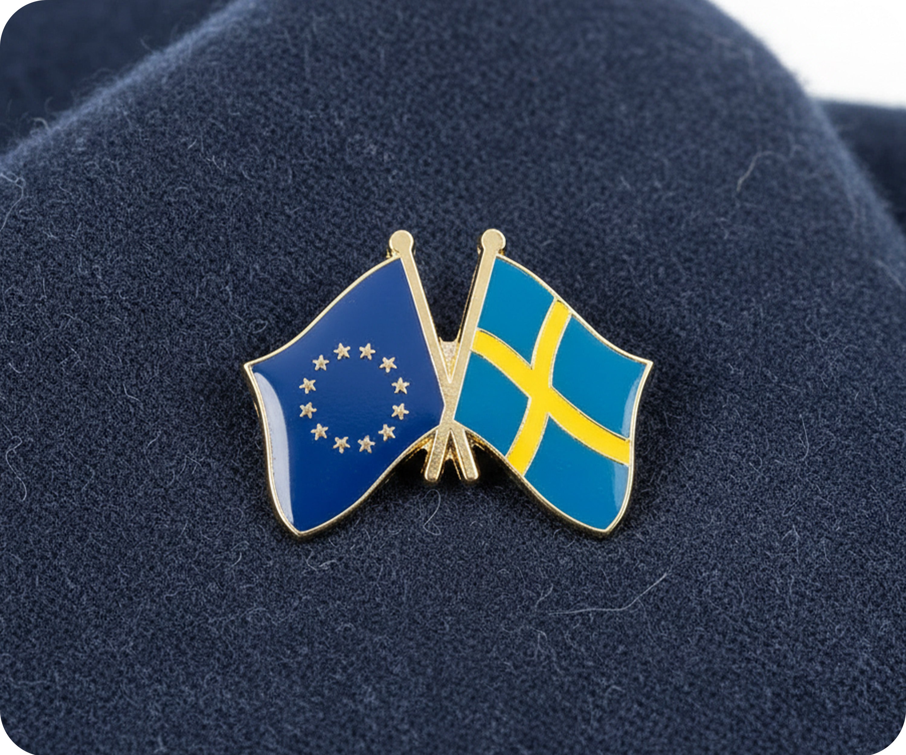 European Union & Sweden Friendship Pin Badge