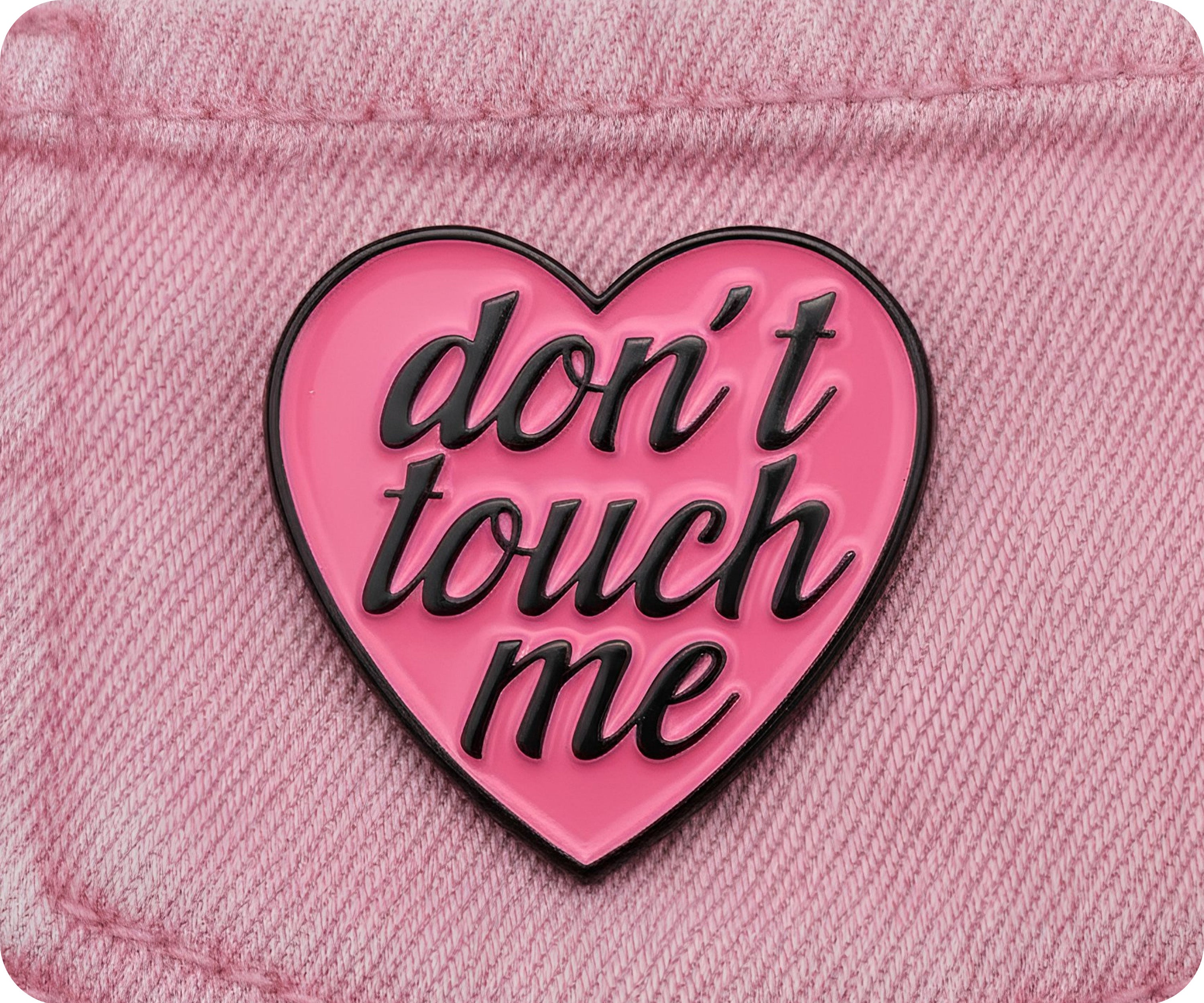 Pin de Solapa "No Me Toques, Corazón" Imagen secundaria del producto