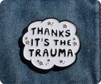 Gracias, es el pin de discurso divertido de trauma