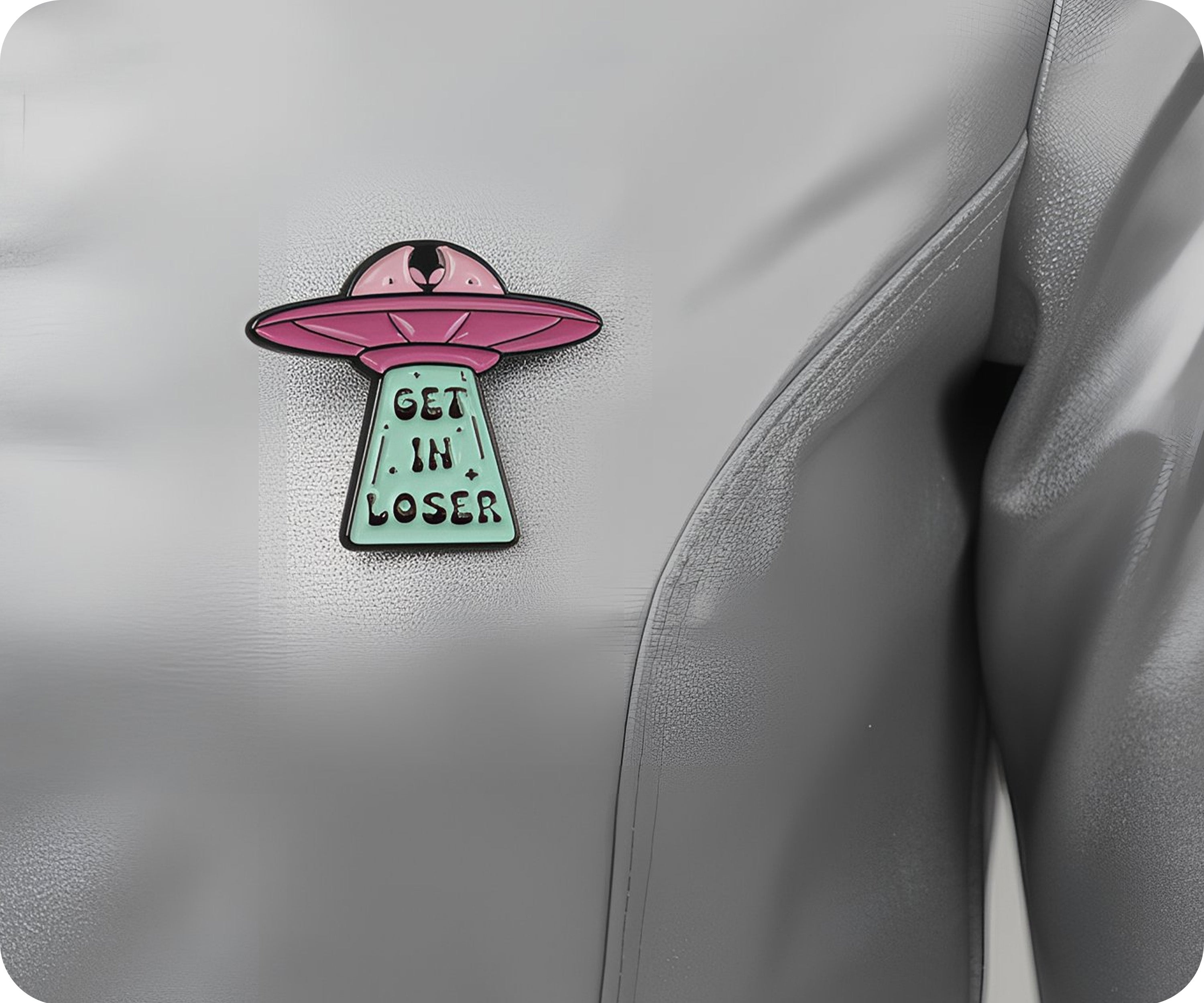 Chapa Metálica de OVNI Alien "Súbete, perdedor" Imagen secundaria del producto