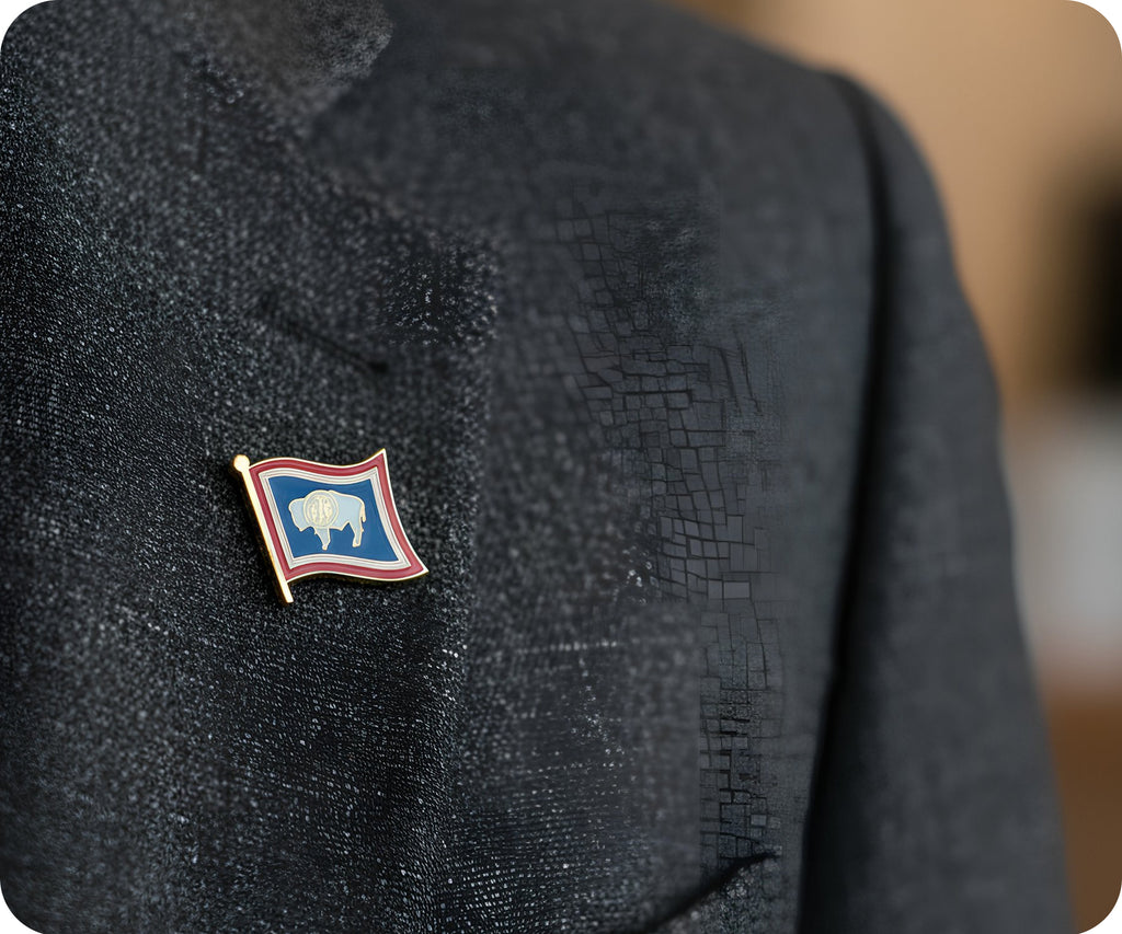 Wyoming U.S.A. United State Flag Pin Badge