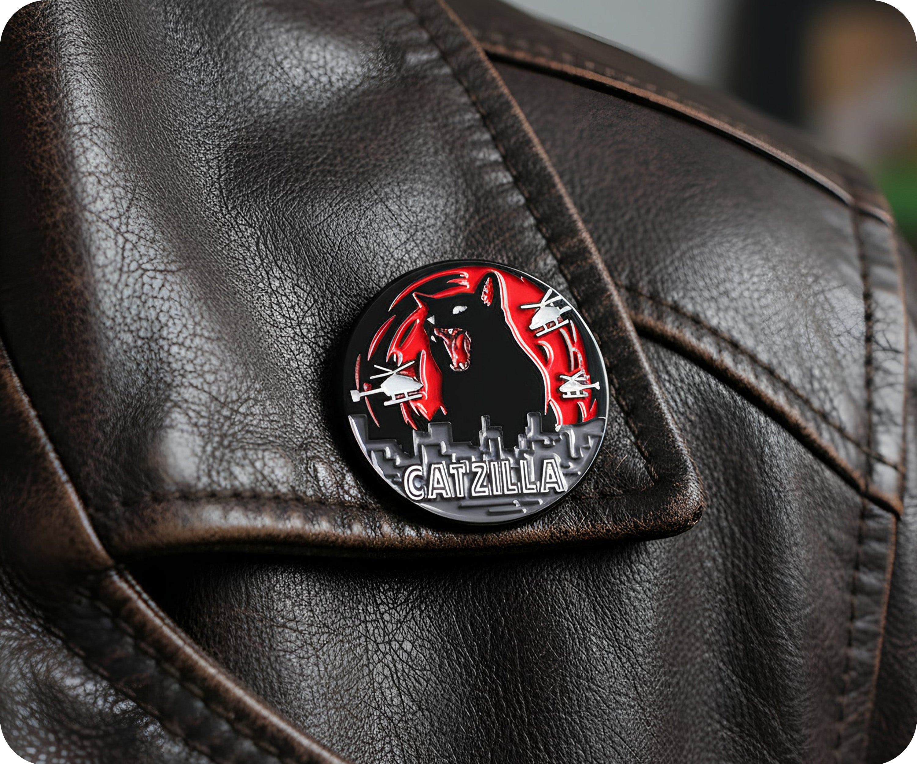 Catzilla Pin Insignia Imagen secundaria del producto